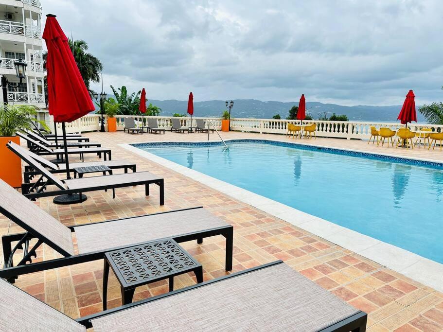 Falcon Islandview - Airport Pickup Available - 24Security Montego Bay Exterior photo